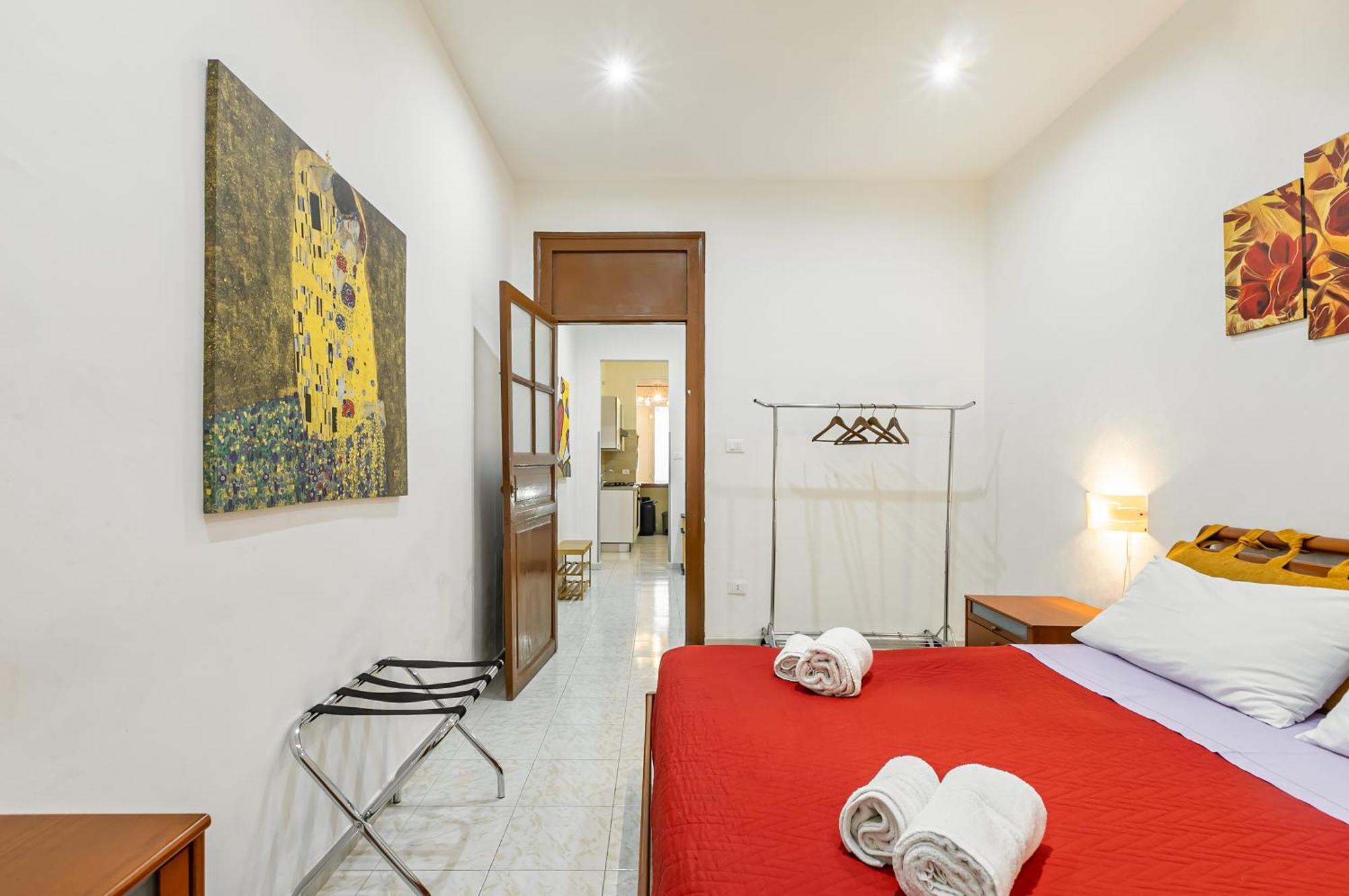 Apartment Corso Dei Mille Railway